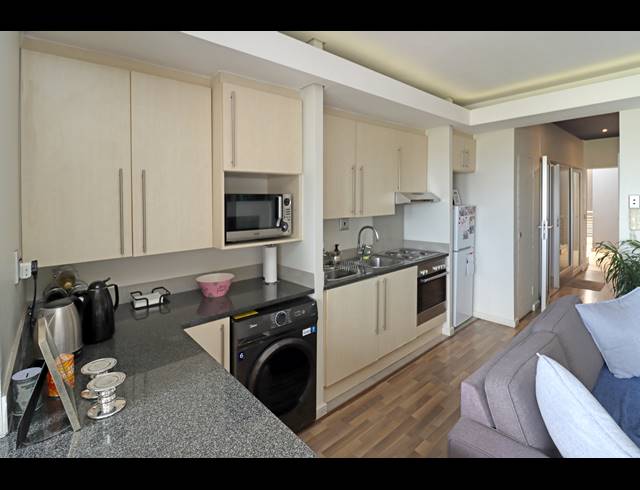 1 BEDROOM SECTIONAL TITLE FOR SALE IN FAIRMOUNT